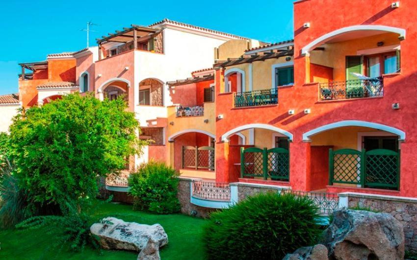 Residence Nausicaa Pool View Santa Teresa Gallura Exterior photo